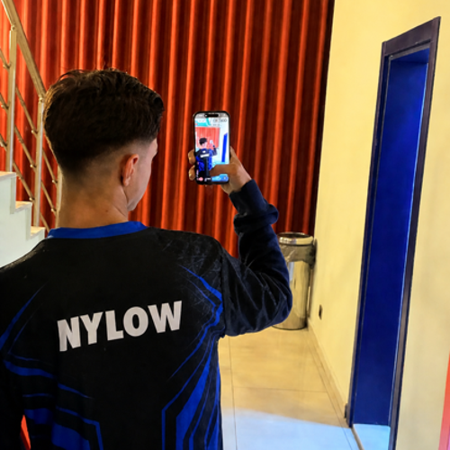 CX7Nylow19