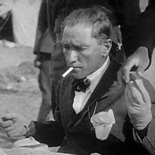 Atatürk'ün örnek gösterdiği gençler