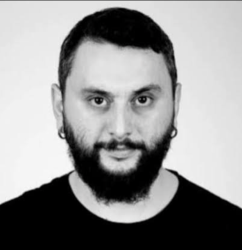 dostum bizi random saniyor