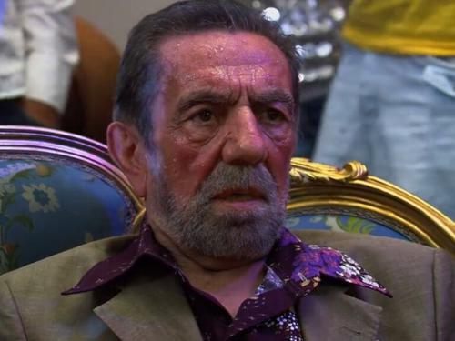 Özgürcüğüm lavabo ne tarafta