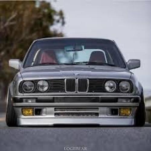 E30