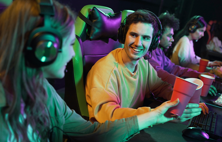 Esporda Pazarlamanın Markalar İçin Önemi: Dijital Dünyanın Yeni Vitrini